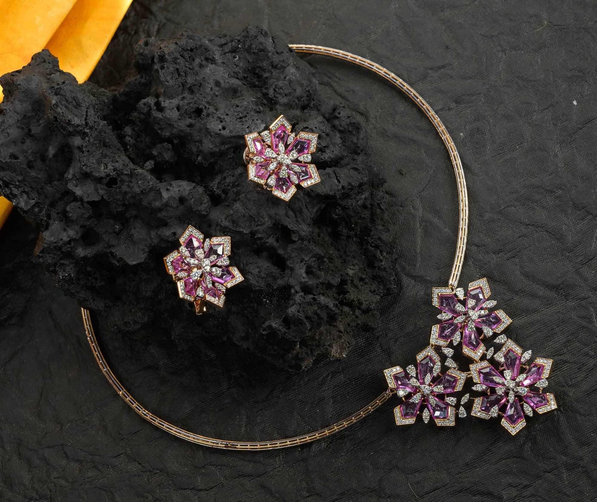 Amethyst flower diamond necklace — Diamond