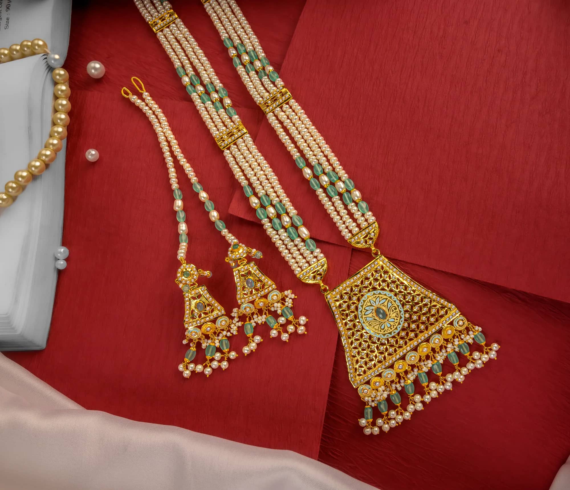 Long pearl haar with gold pendant — Moti Sets