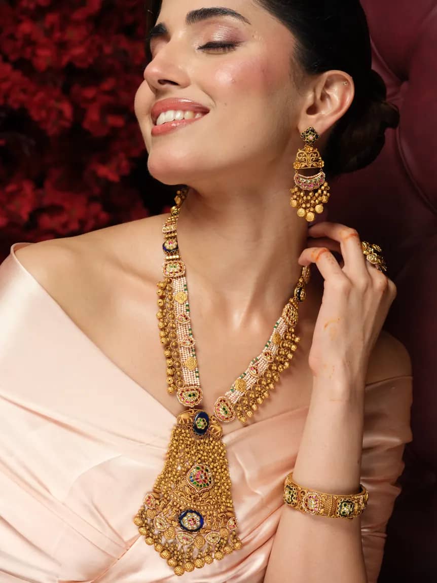 A Saheli Aurum piece