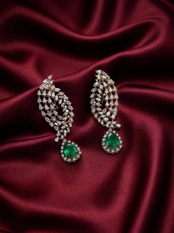 Emerald diamond drops — Glint